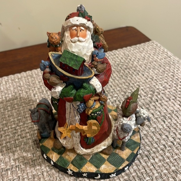 Friendly Folk Santa’s Kingdom Susan Winget - Picture 2 of 9